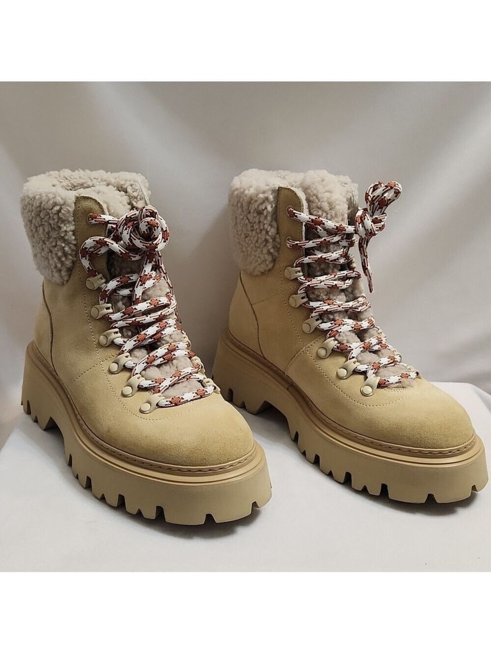 Woolrich Suede Sheepskin Calf Leather Chunky Lug Sole Hiking Boots (W Size 7) - Picture 3 of 12